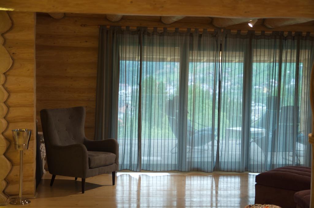 Cabana Deac - Luxury Chalet Vatra Dornei Habitación foto